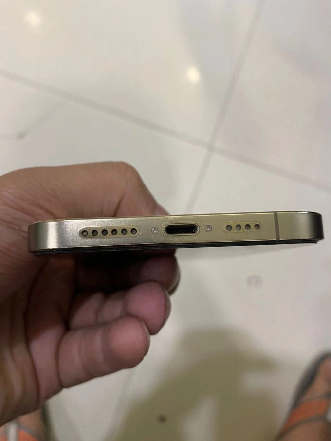 IPhone 12 Pro Max - photo 2
