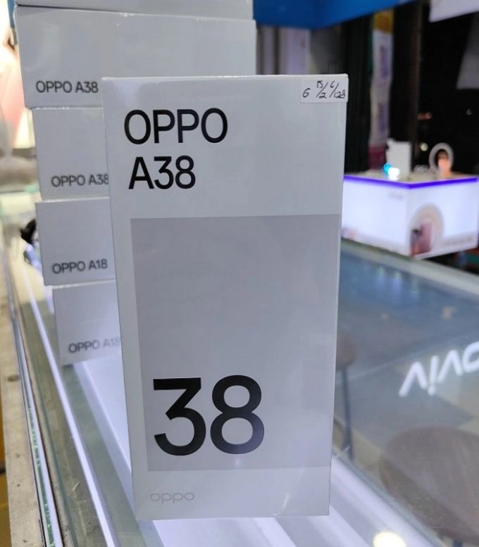OPPO A38 6gb/128gb box pack 1 year warranty