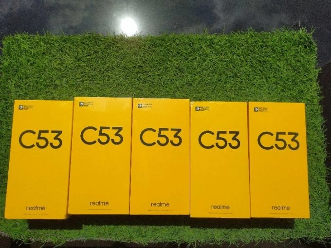 Realme C53 box pack one year warranty