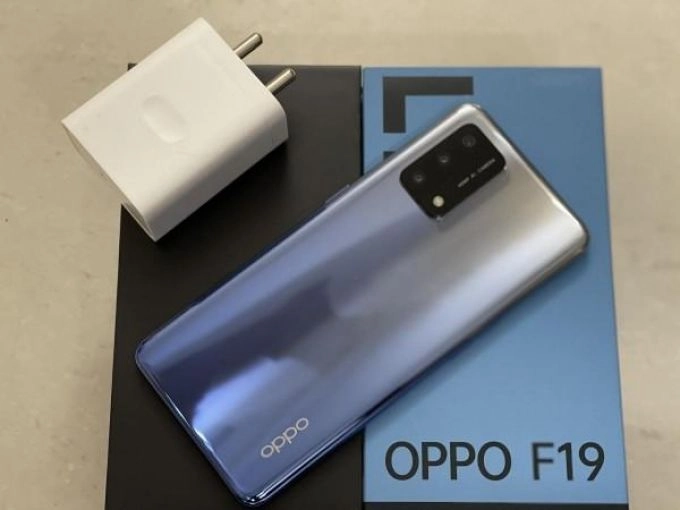 Oppo F19 6gb/128gb box pack