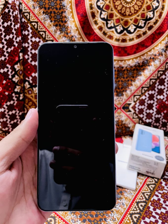 Samsung A13 4/128gb with box