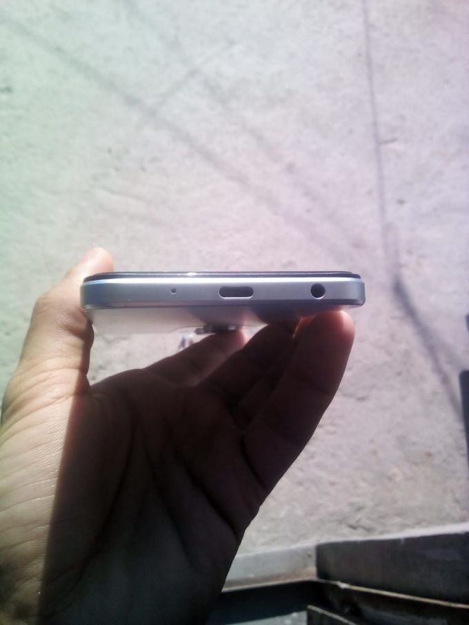 Vivo Y28 Daba charger Cover SATH he hugai 4 month use - photo 3