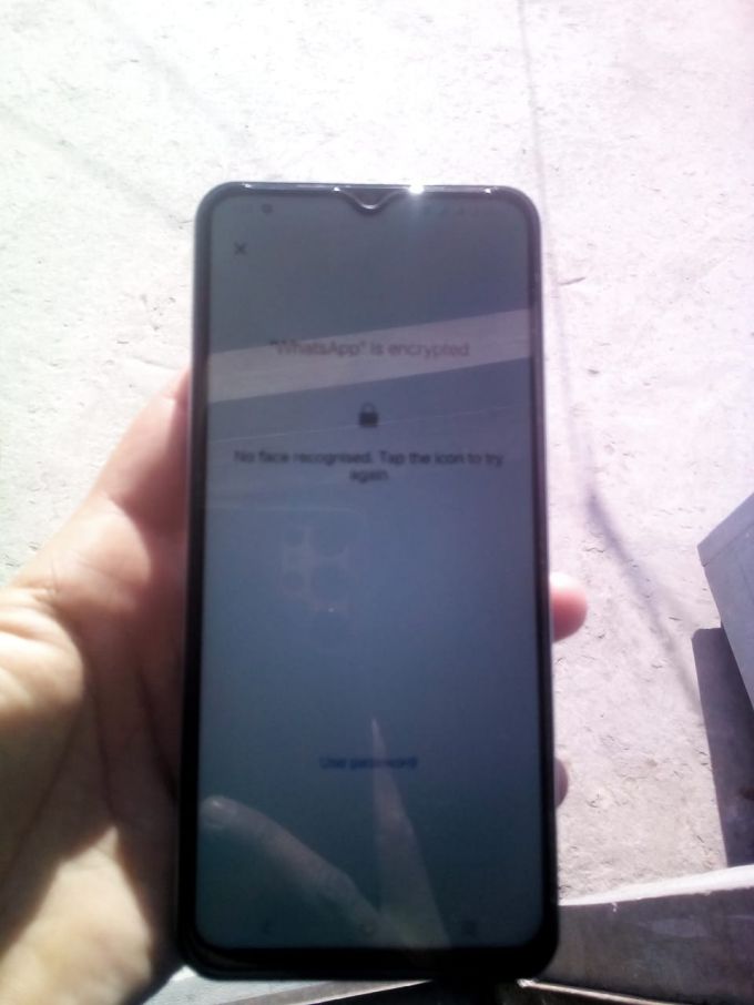 Vivo Y28 Daba charger Cover SATH he hugai 4 month use - photo 1