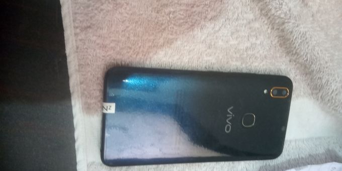Vivo y85 just like new mobile 4/64 just buy and use - photo 2