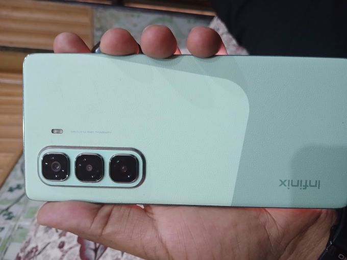Infinix hot 50 pro plus - photo 1