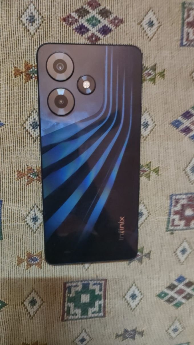 Infinix Hot 30 - 8+8GB RAM | 128GB Storage | With complete box - photo 1