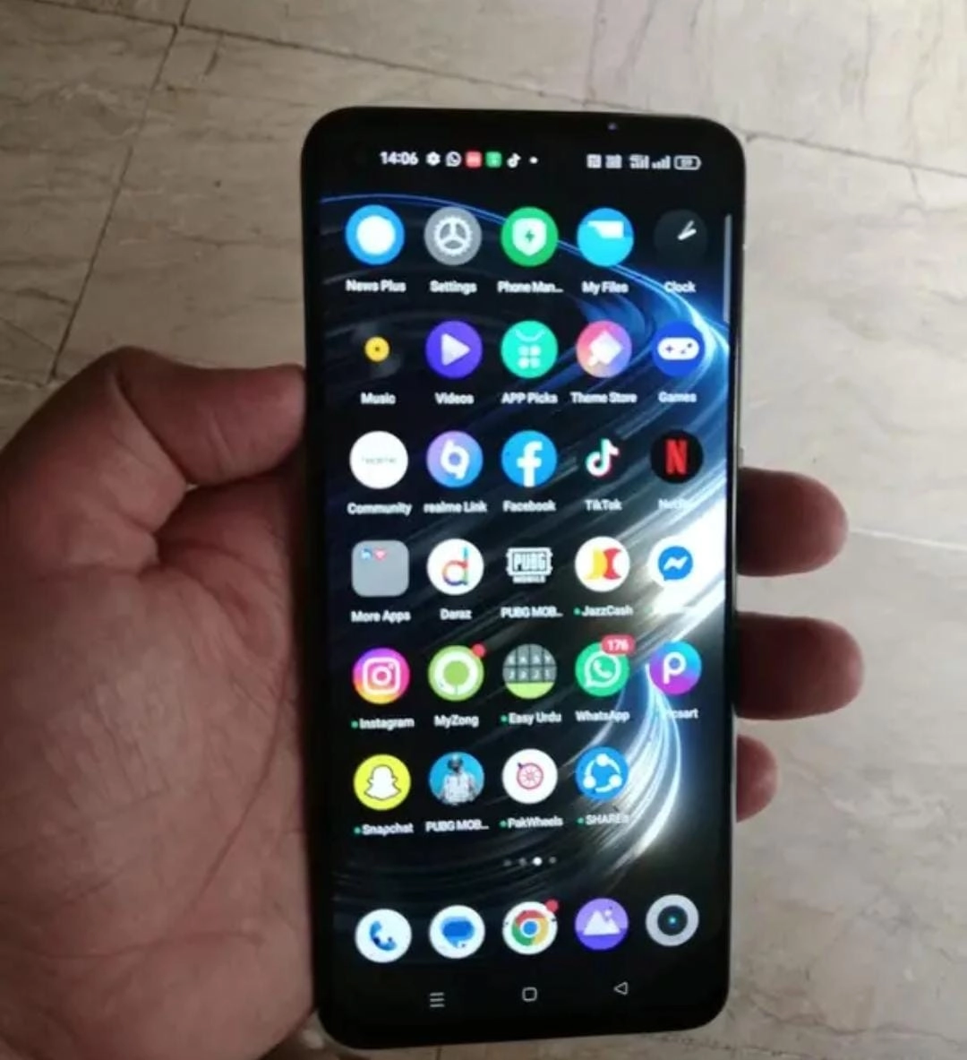 Realme GT Master Edition - photo 3