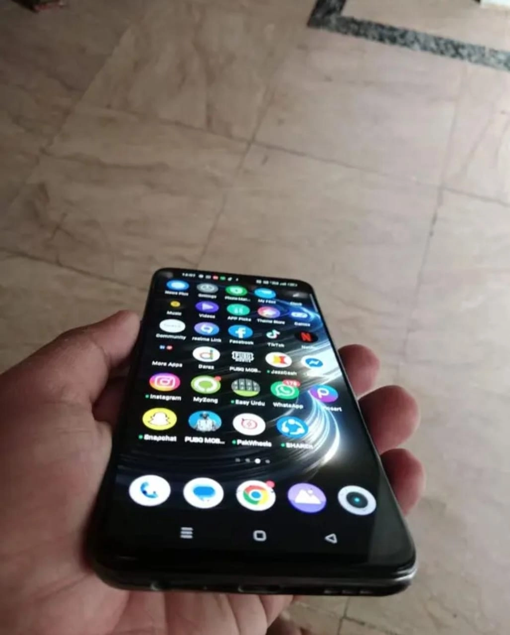 Realme GT Master Edition - photo 2