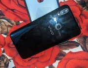 vivo Y85A - Photos
