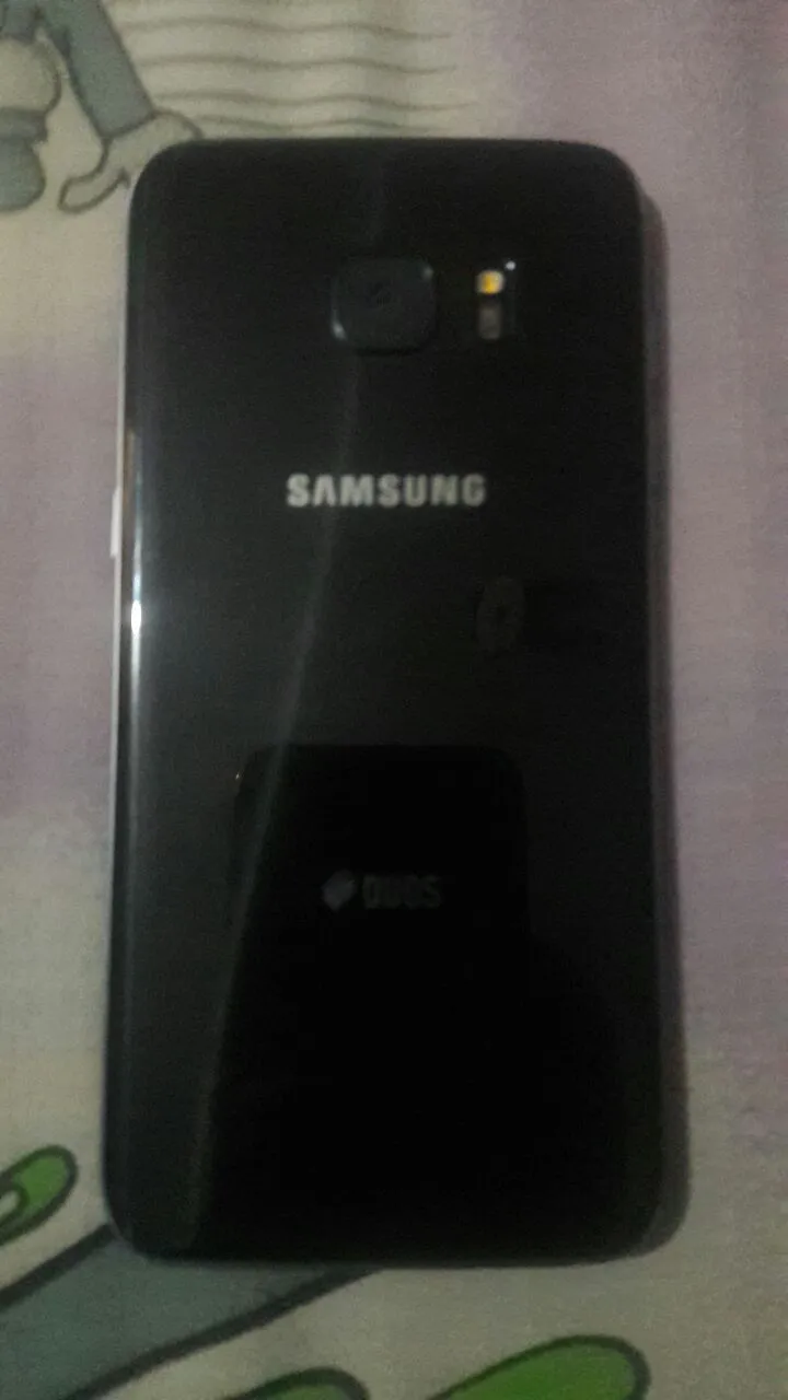 Samsung Galaxy S7 edge with box  - photo 3