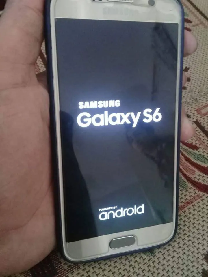 SAMSUNG GALAXY S6 (64GB) - photo 1