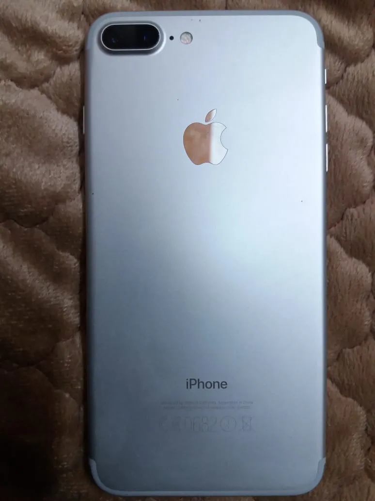 iPhone7 32GB Silver