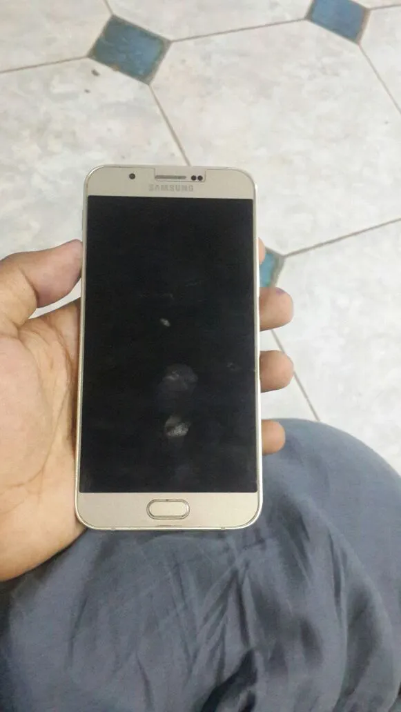 Samsung A8 Model 2015 - photo 2