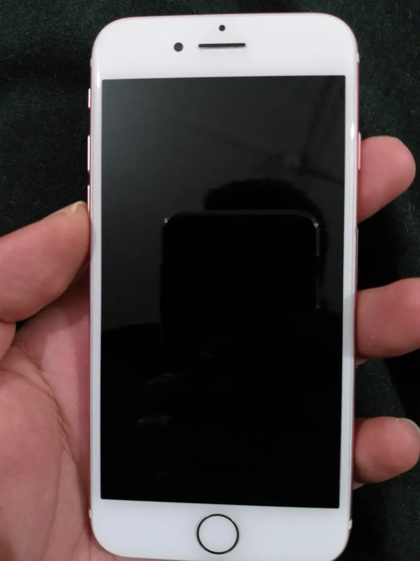 Iphone 7 32 GB factory unlock - photo 1