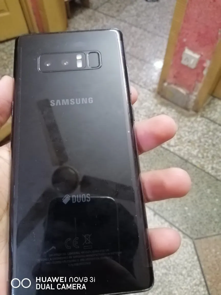 Samsung Galaxy Note 8 Edge - photo 2
