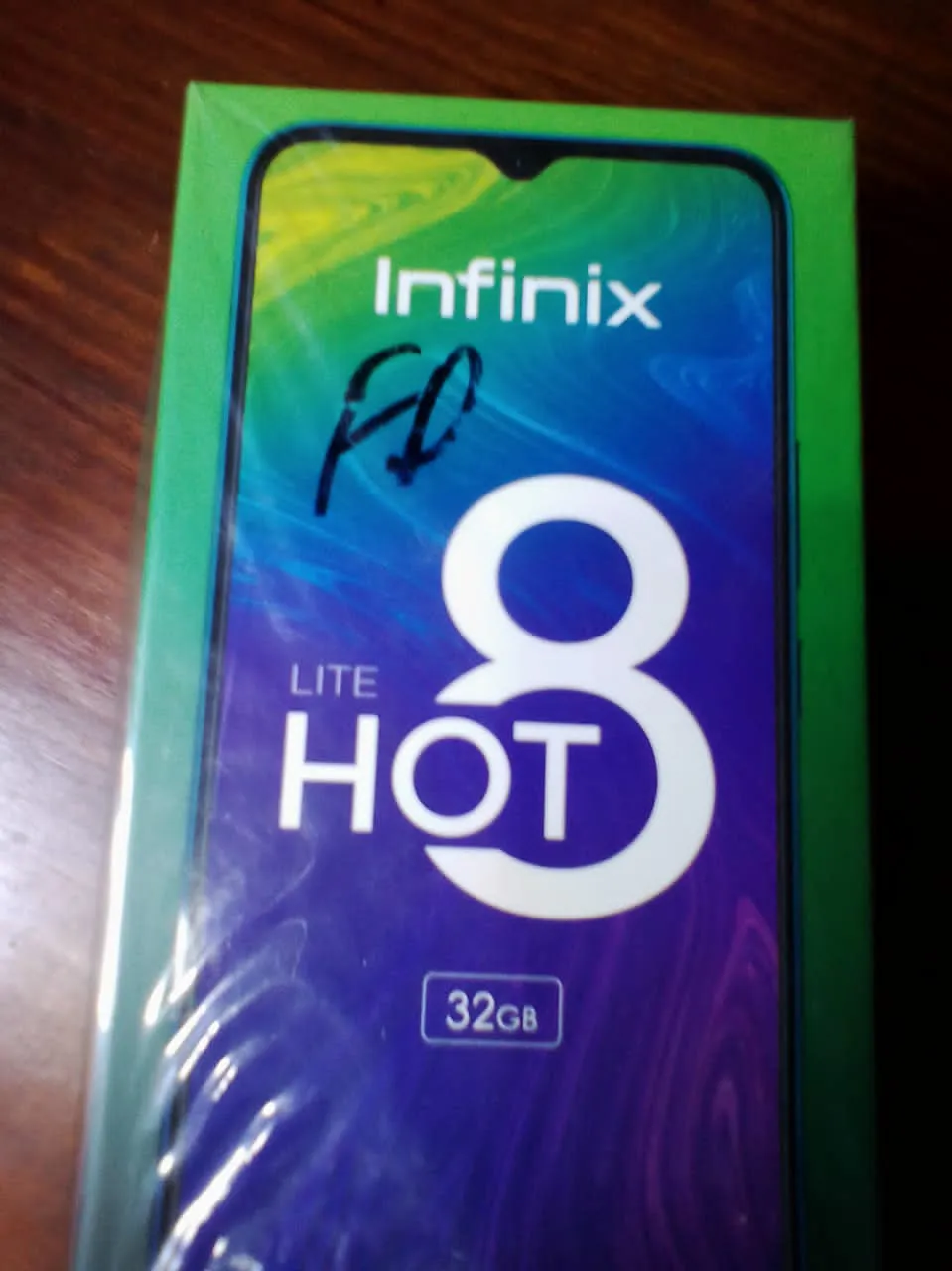 Infinix Hot 8 lite - photo 2