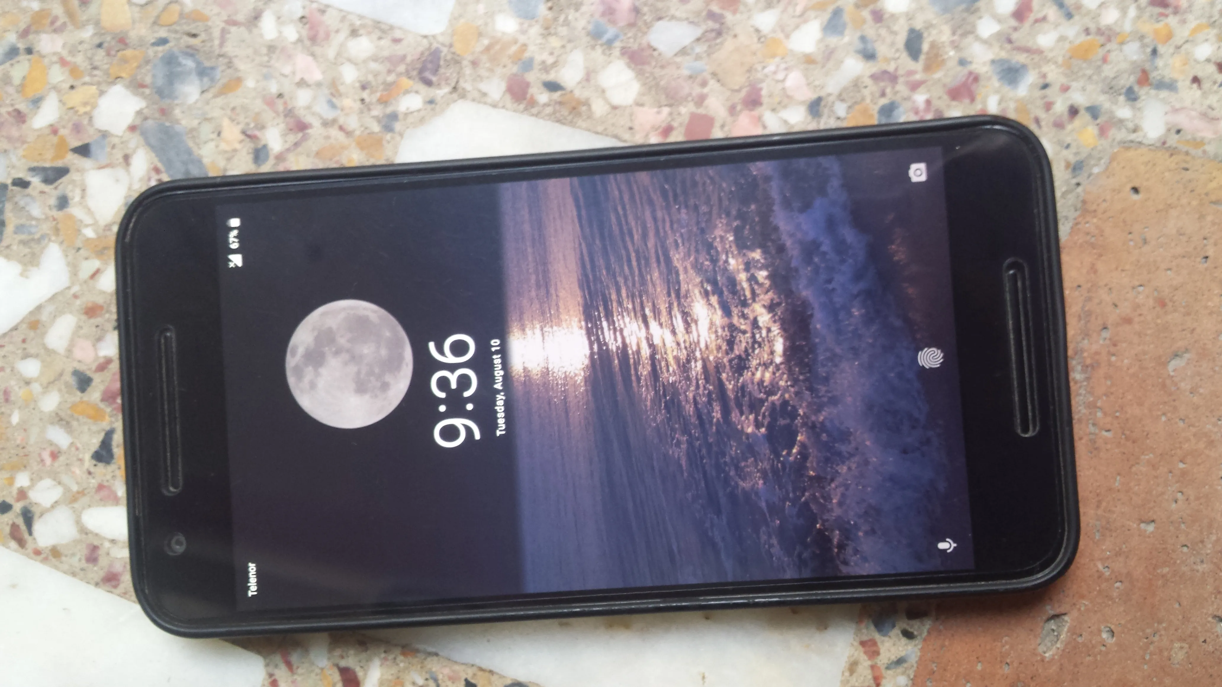 Huawei Nexus 6P - photo 1