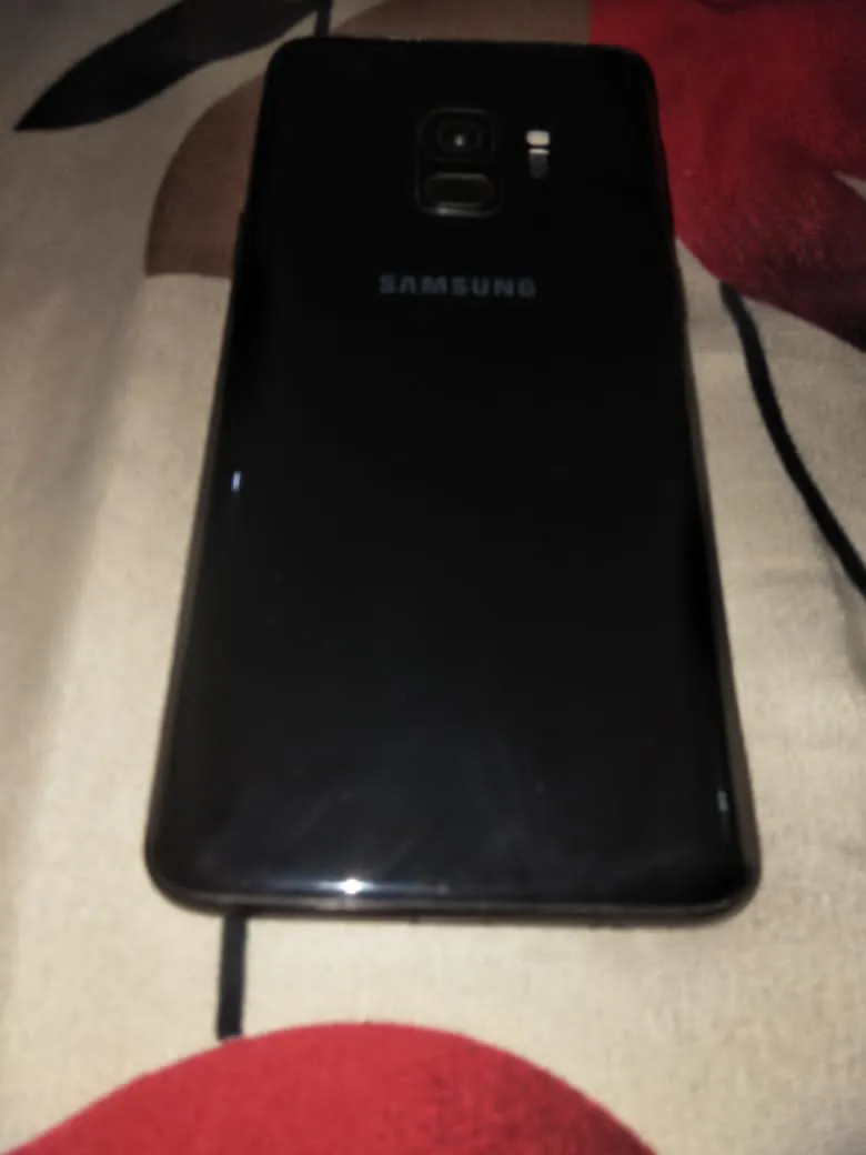 Samsung s9 - photo 2