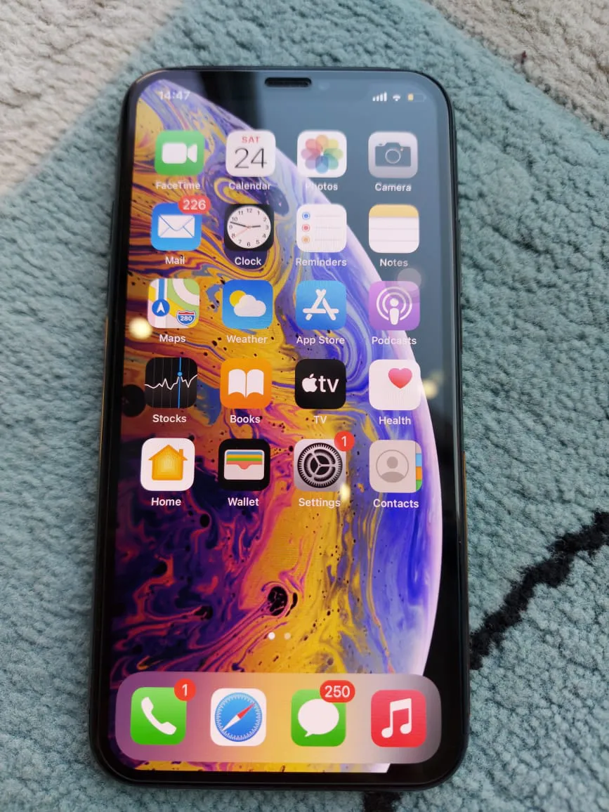 Apple iPhone XS 64GB (PTA APPROVED) - photo 1