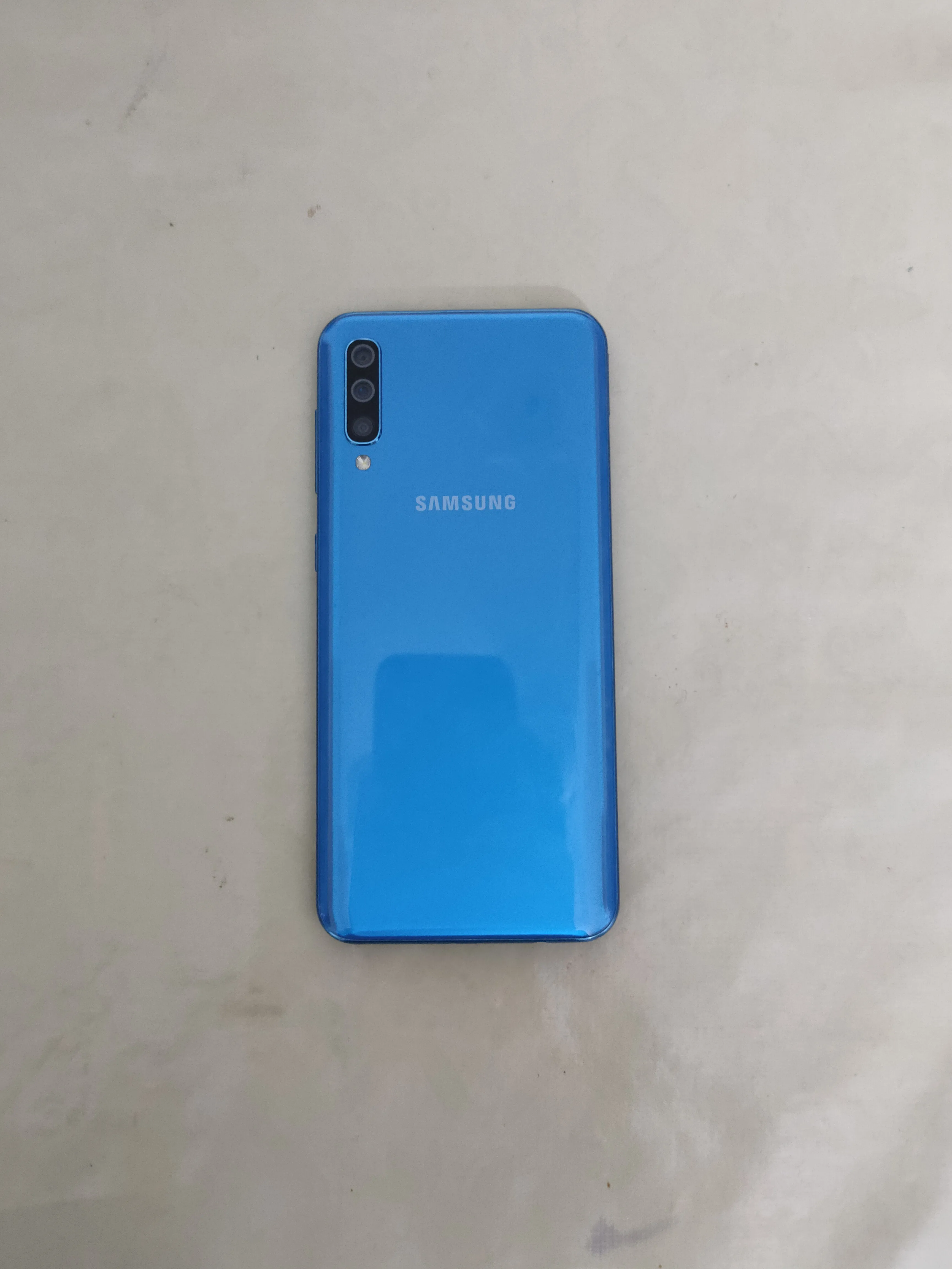 Galaxy A50 with complete box - photo 3