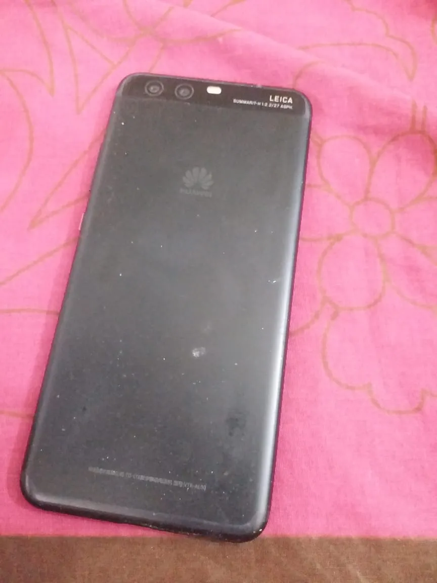Huawei P10 good condition 7/10 - photo 1