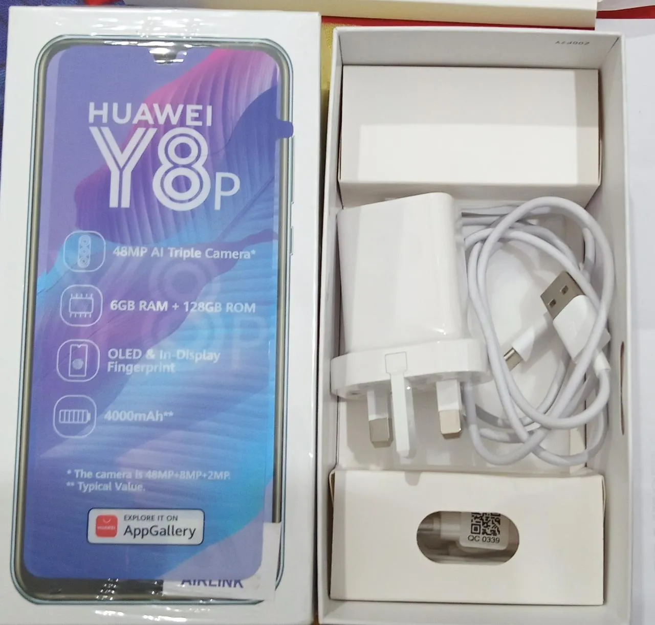 Huawei Y8P - 10/10 Condition - 1 year Warratnty - 1 Day used - photo 3
