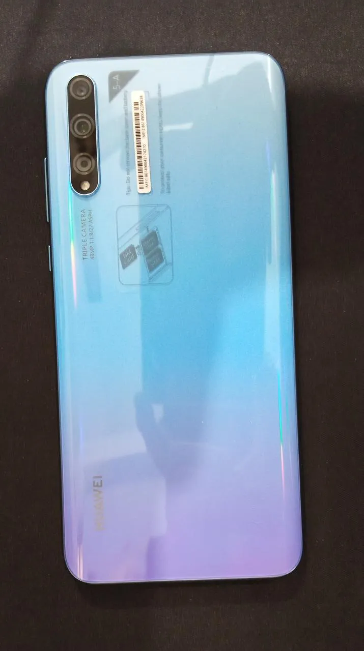 Huawei Y8P - 10/10 Condition - 1 year Warratnty - 1 Day used - photo 1