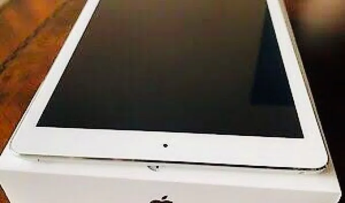 iPad Air With Box - photo 1