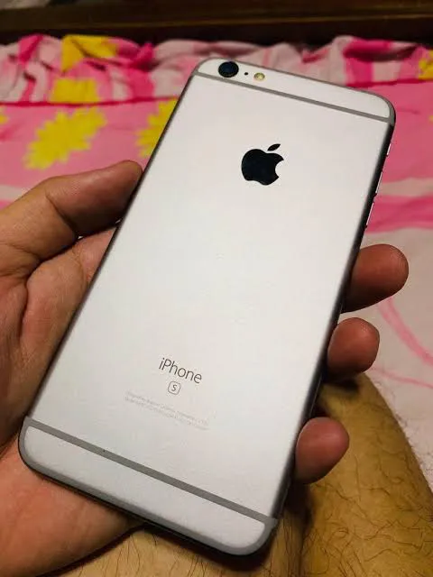 iPhone 6s Grey 32GB - photo 1