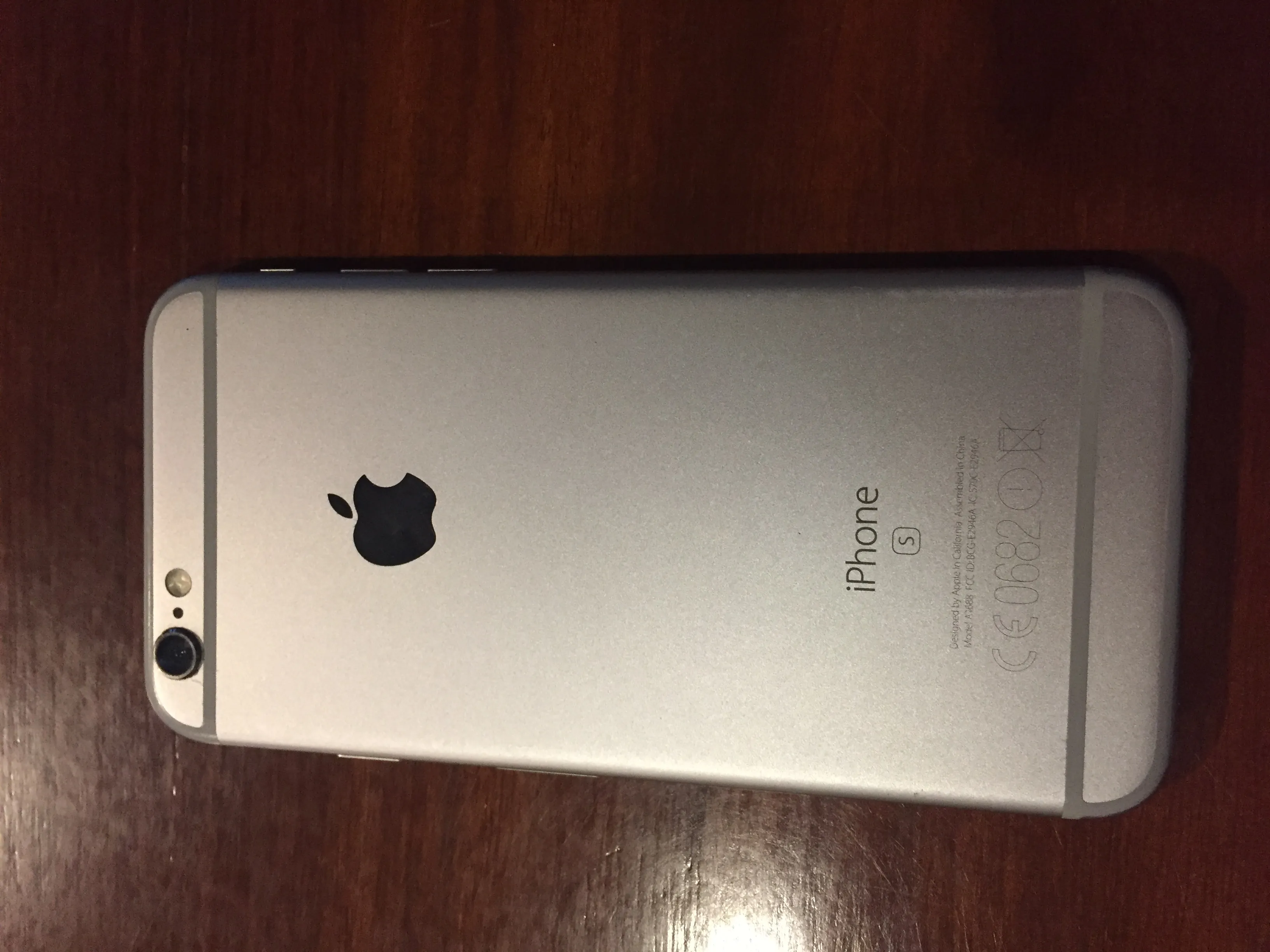 iPhone 6S 16GB - photo 1