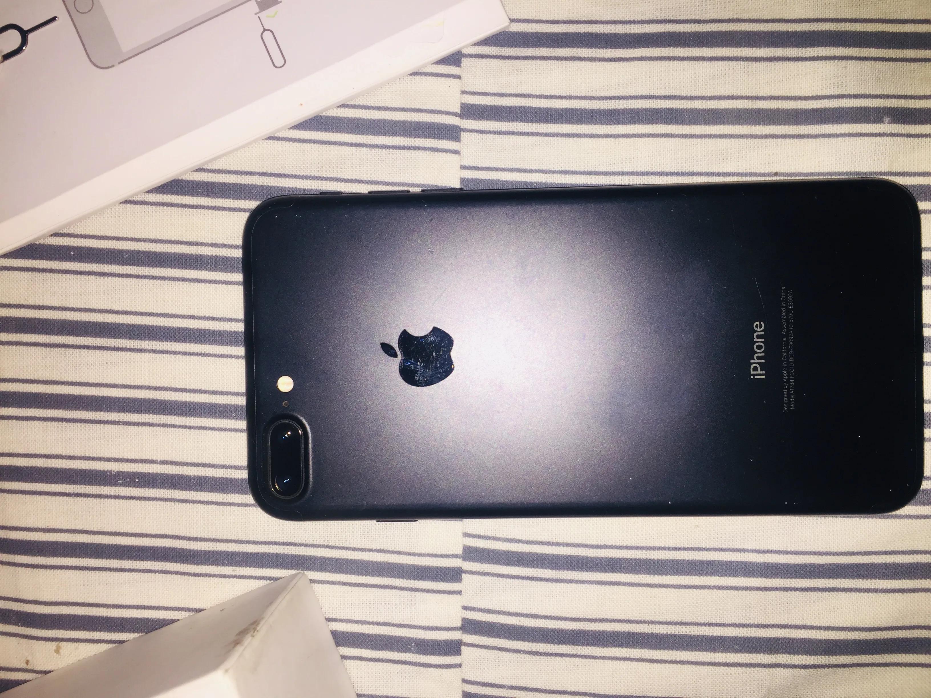 Iphone 7 plus 128 GB PTA approved - photo 1