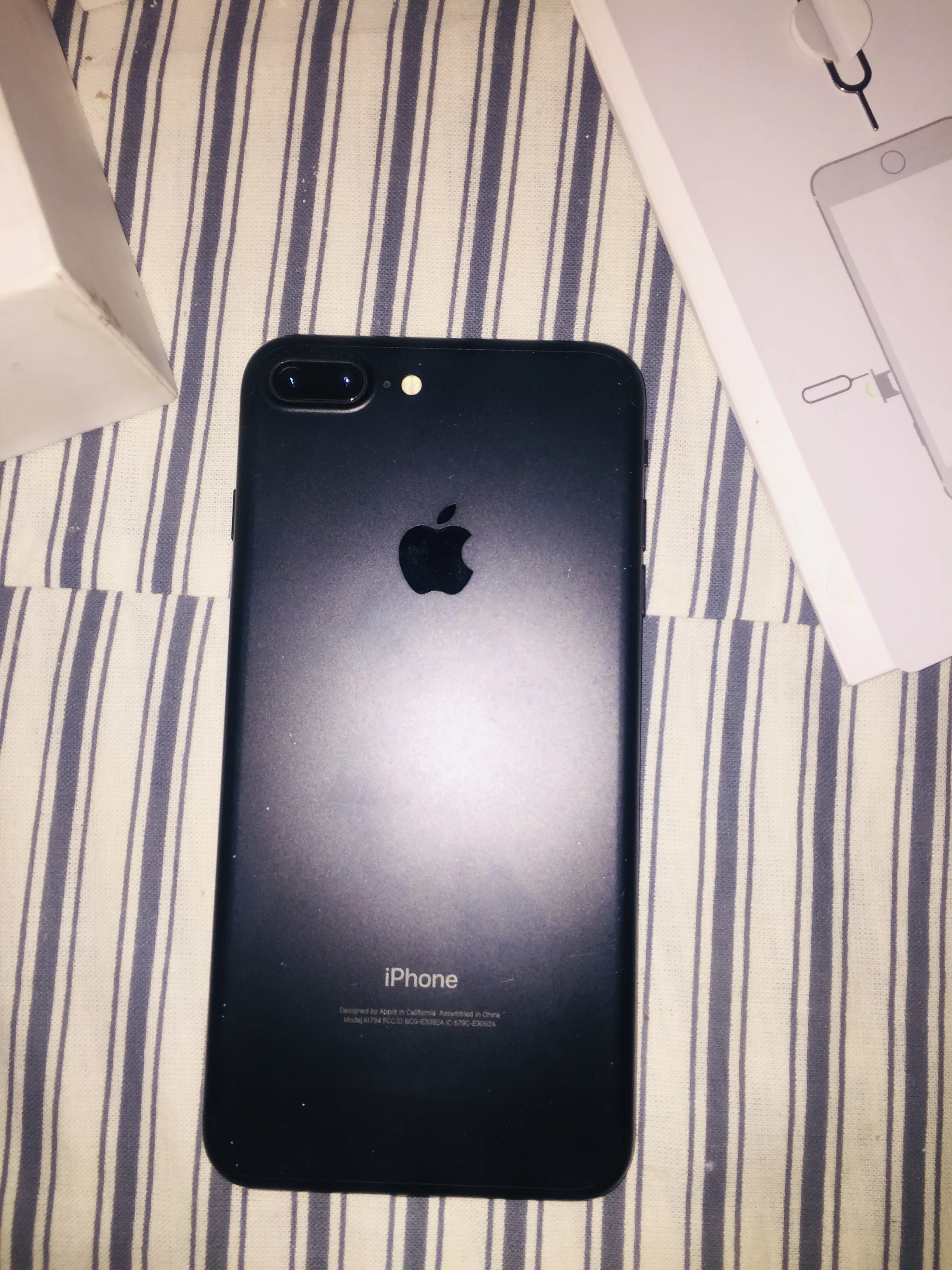 Iphone 7 plus 128 GB PTA approved - photo 2