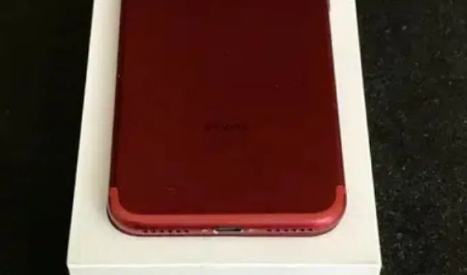 IPhone 7 Product Red 128 Gb - photo 2