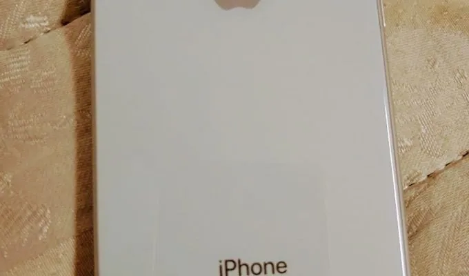 Iphone 8 (256 GB factory unlocked) - photo 1