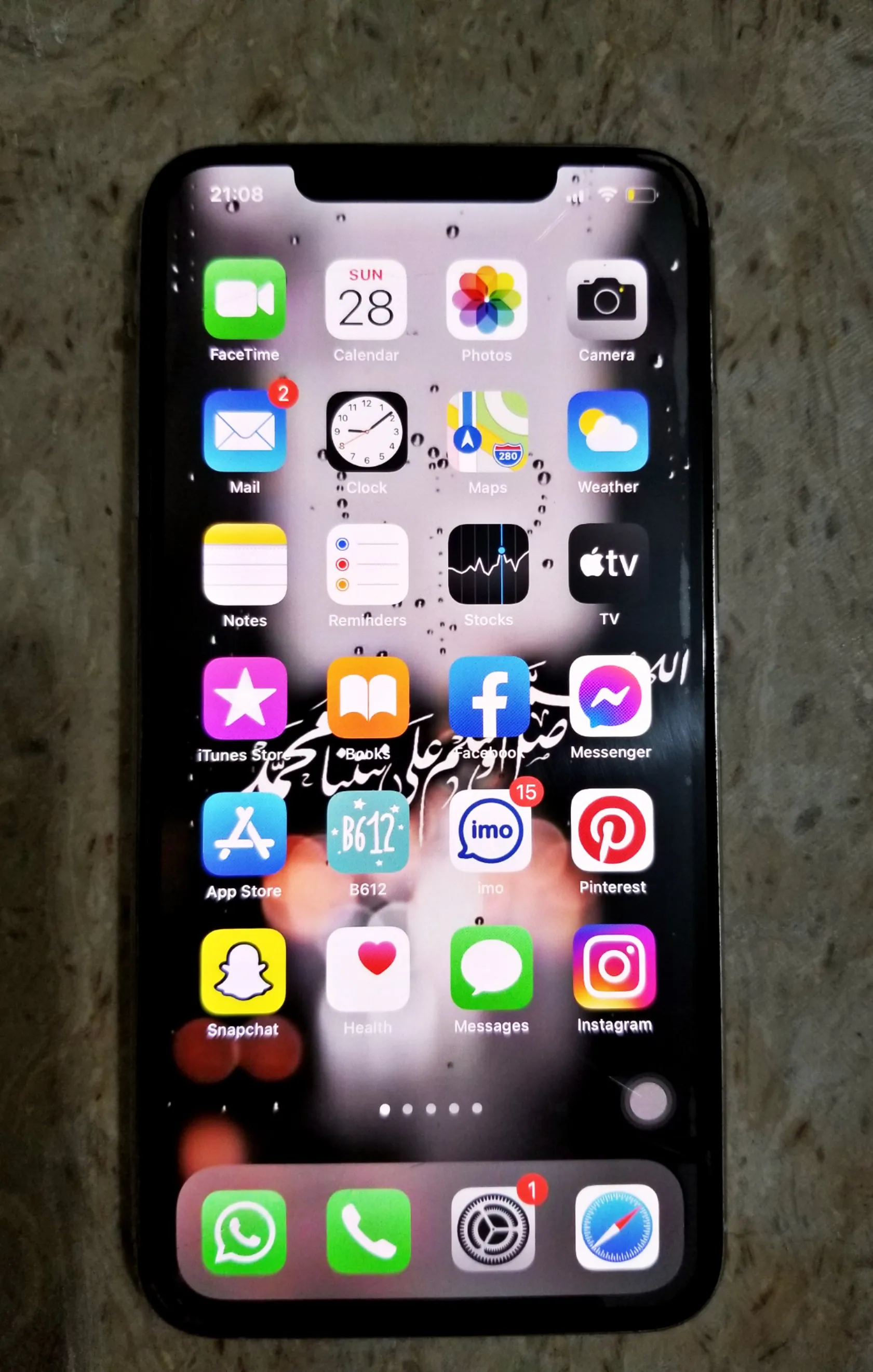 Iphone XS-MAX with Box - PTA Approved - 64GB - Single User - photo 1