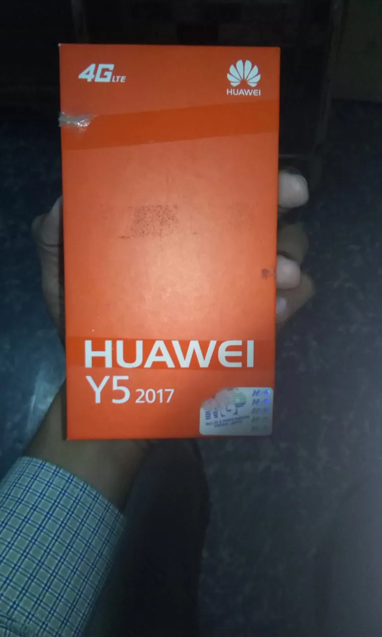 MOBILE FOR SALE HUAWEI Y5 2017 - photo 1
