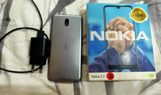 Nokia 3.2 - photo 1