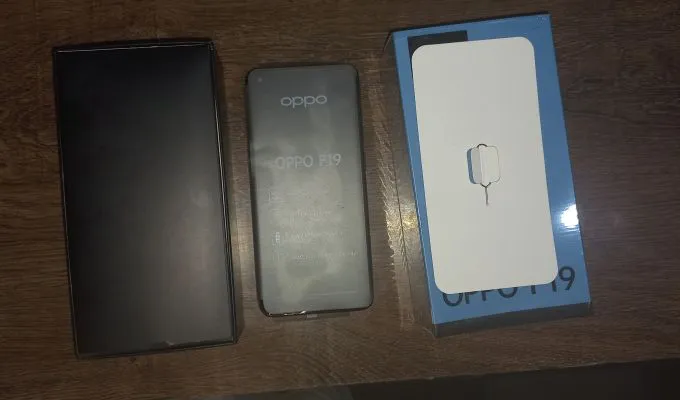Oppo F19 New Condition just box open - photo 2