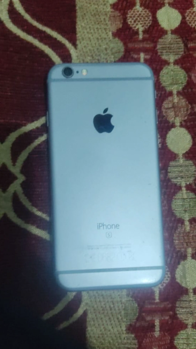 iPhone 6s pta 16Gb - photo 1