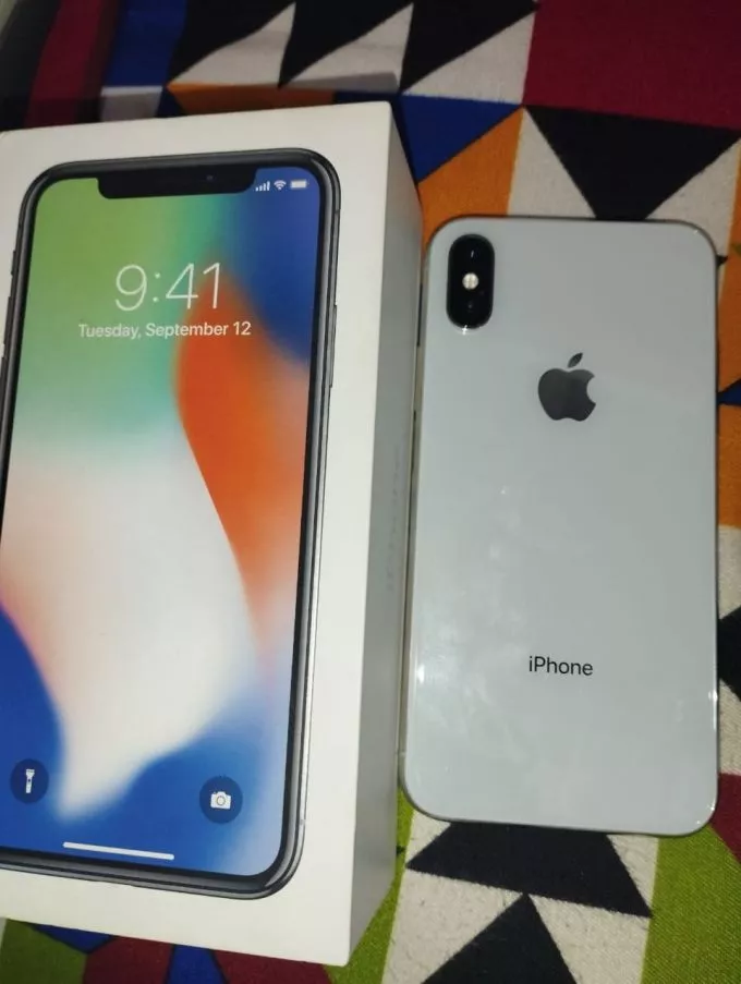 iPhone x 64 gb PTA approved - photo 1