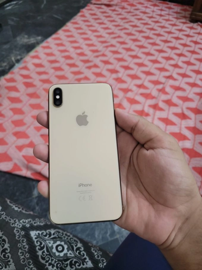 iPhone xsMax - photo 1
