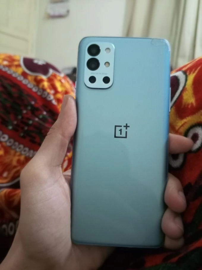 OnePlus 9r 10/10 pta patched - photo 1