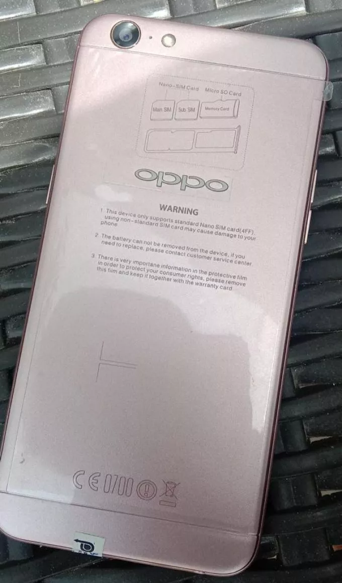 Oppo A57- 32GB Dual sim - photo 1