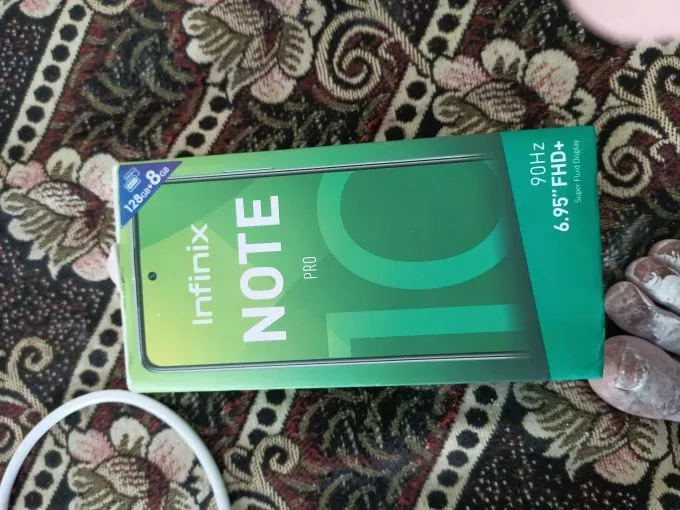 Infinix note 10 pro 8+128 and xcange redme phone - photo 3