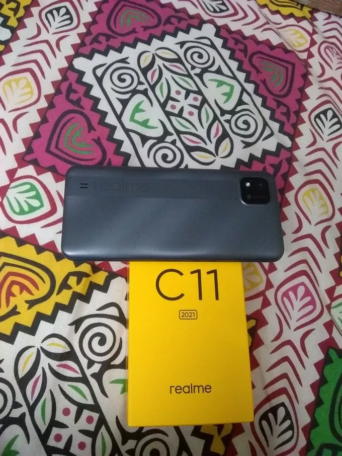 Realme c11 full warranty brand new - photo 1