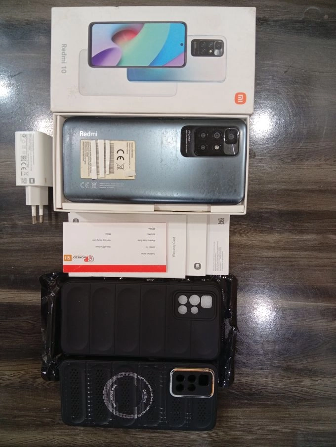Redmi 10 6GB/128GB – Full Clean – Box & Original Charger – Urgent Sale - photo 1