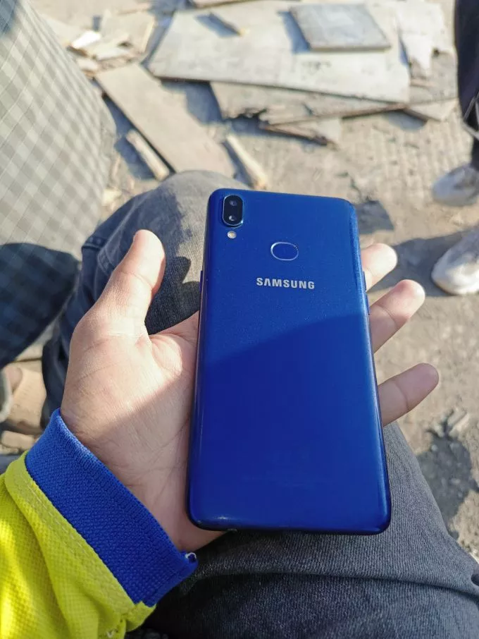 Samsung A10s Blue - photo 1