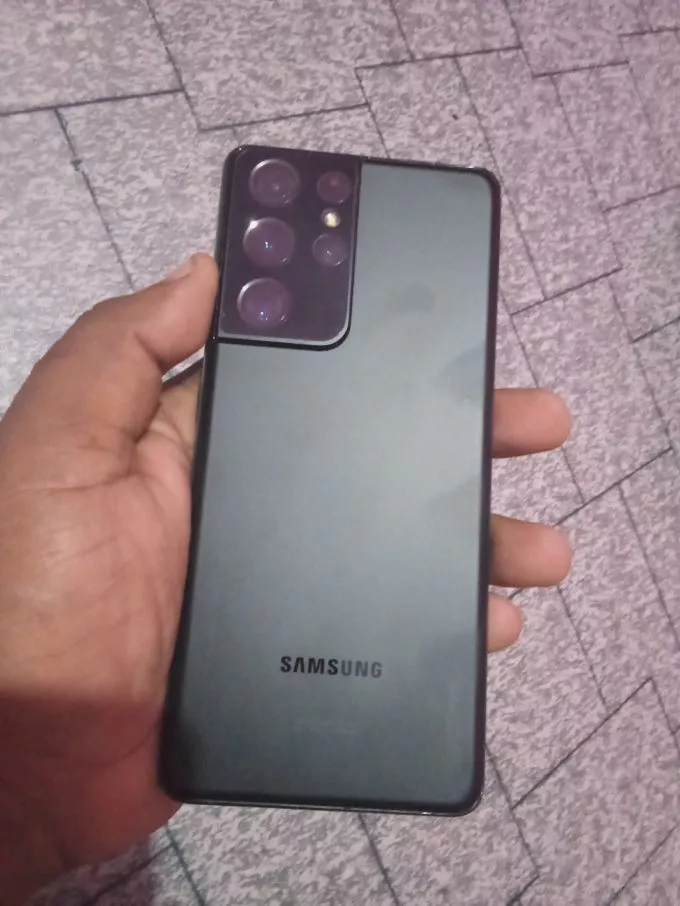 Samsung S21 Ultra - photo 1