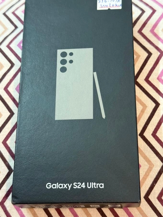 Samsung S24 Ultra 12/256 - photo 2
