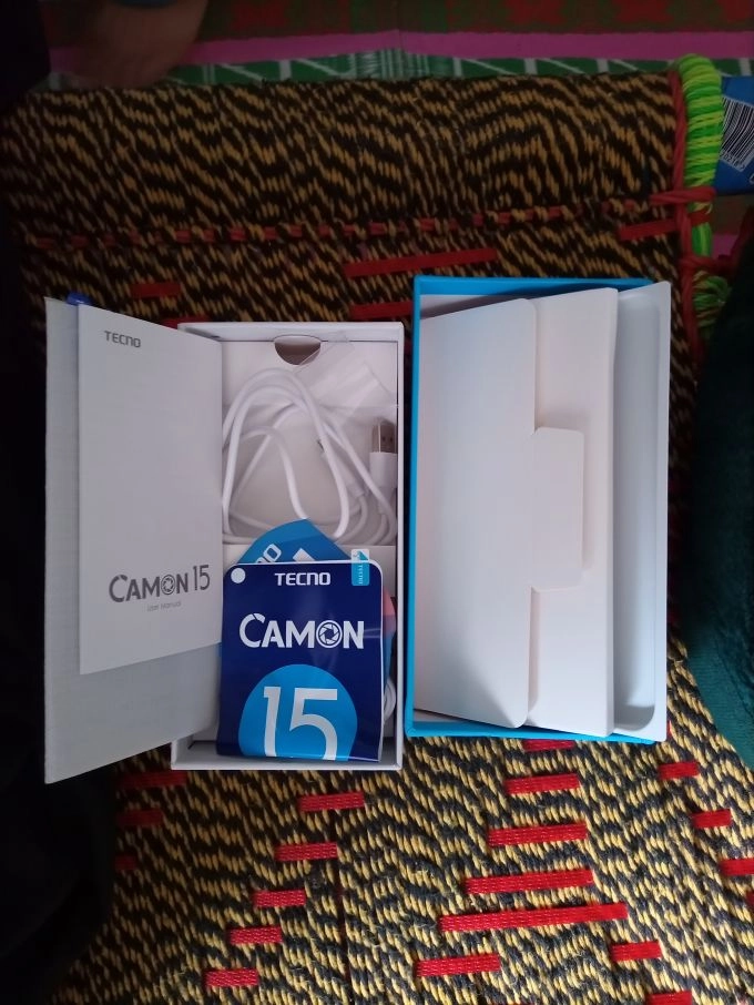 Tecno Camon 15 - With 4 free cases 10/10 condition - photo 3